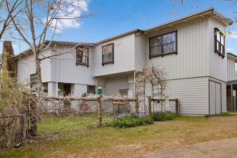 Le Chateau - Accommodation Australia 0