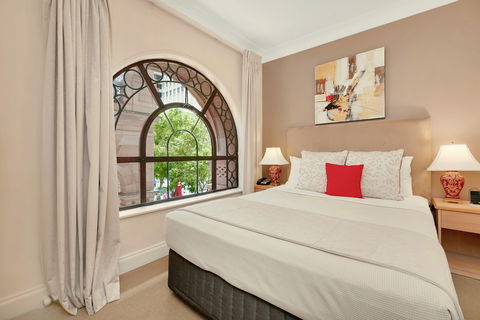 Manor Apartment Hotel - Accommodation Australia 1