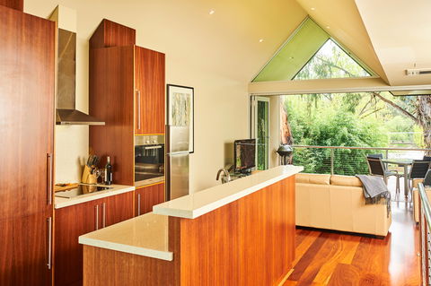 No. 6 Luxury Private Haven - Accommodation Australia 2