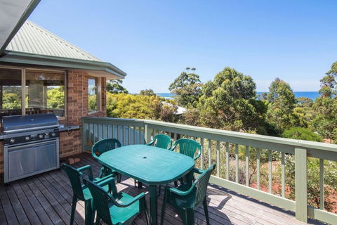Ocean House - Accommodation Australia 1