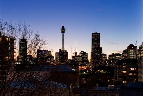 Overlooking The City's Silhouette - Accommodation Australia 2