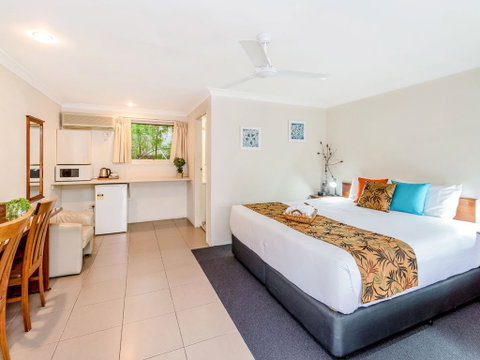 Pegasus Motel - Accommodation Australia 0