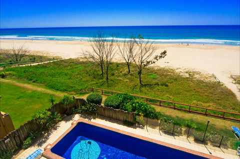 Pelican Sands Beach Resort - Local Tourism 0