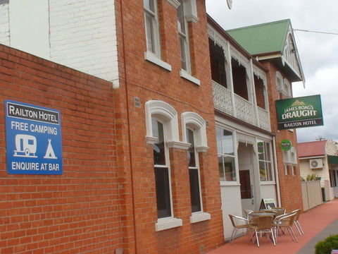 Railton Hotel - Local Tourism 1
