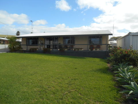 Roshy's Retreat - Accommodation Australia 0
