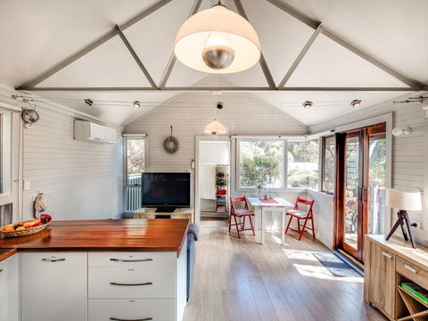 Serenity Cottage - Accommodation Australia 0