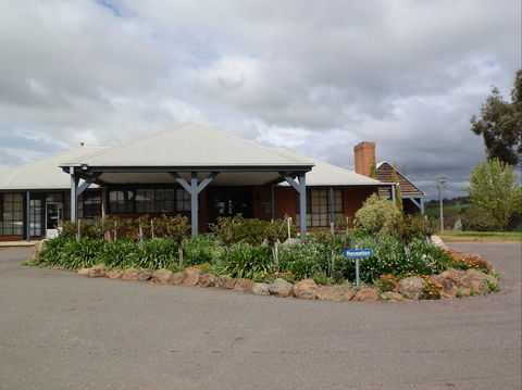 Swaggers Motor Inn - Accommodation Australia 0