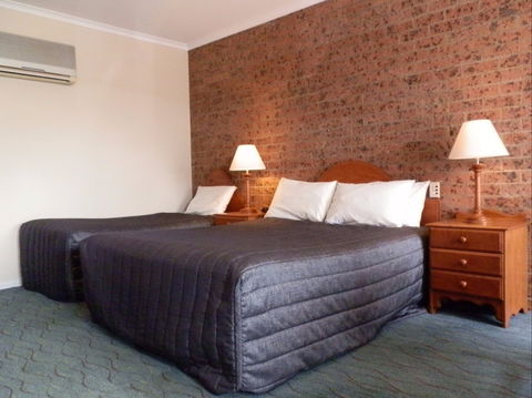 Swaggers Motor Inn - Accommodation Australia 2