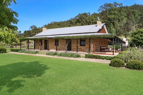 The Glen - Accommodation Australia 0