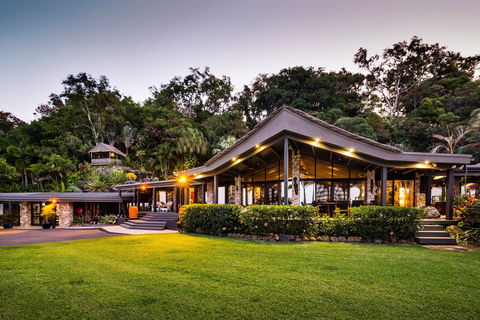 Trinity Beach Palace - Accommodation Australia 1