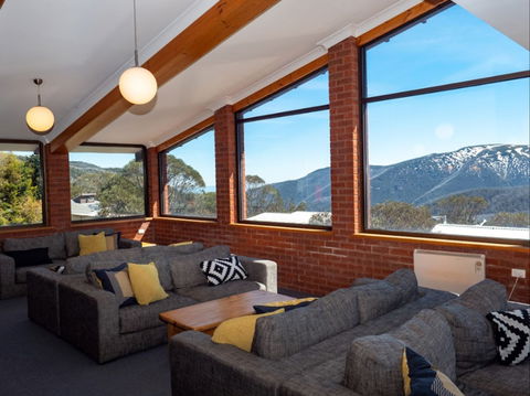 Viking Alpine Lodge - Local Tourism 0