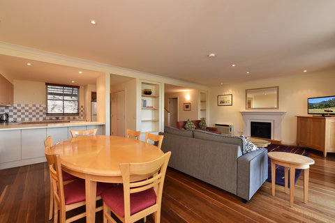 Villa Chambourcin - Local Tourism 2