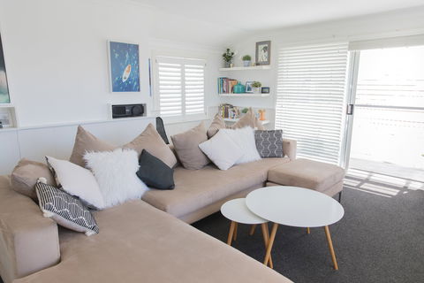 White Beach Cottage - The Perfect Beach Getaway - Accommodation Australia 2
