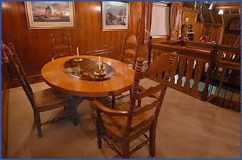A Camelot Tower And Penthouse - Accommodation Australia 1