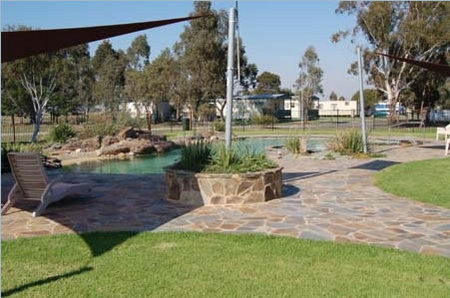 Apollo Gardens Caravan Park - Local Tourism 3