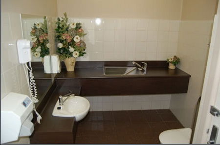 Apollo Gardens Caravan Park - Local Tourism 4