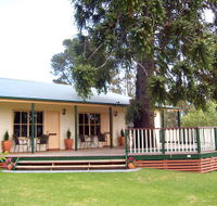 Snowy River Homestead Bed and Breakfast - Accommodation Australia