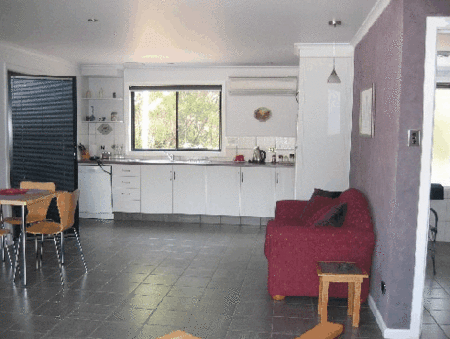 Wrens On Glenelg - Accommodation Australia 4