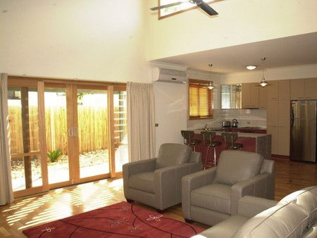 The Lakes Apartments - Local Tourism 4