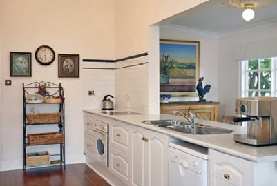 Forest Edge Country House - Accommodation Australia 3