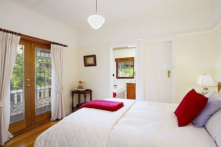 Adeline B And B - Australia Shopping 3