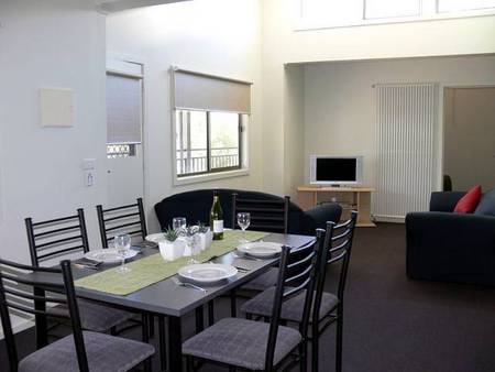 Sovereign Views Apartments - Accommodation Australia 1