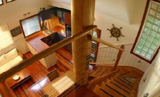 Aireys Overboard Seaside Cottage - Local Tourism 0