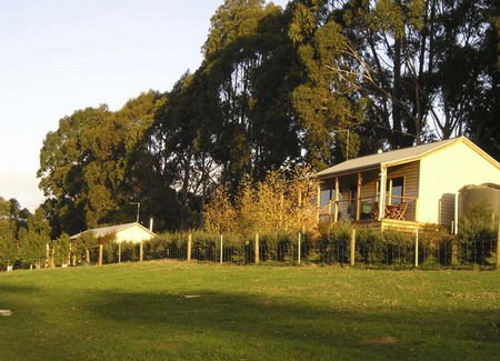 Birchwood Retreat Country Cottages - Accommodation Australia 2