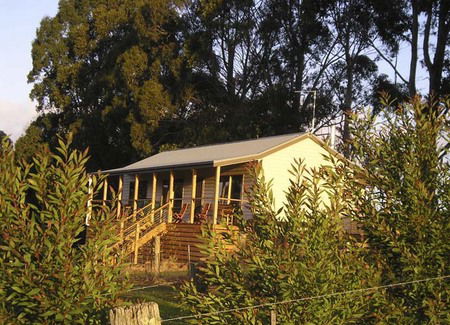 Birchwood Retreat Country Cottages - Accommodation Australia 4