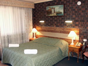 City Lights Motel - Australia Shopping 1