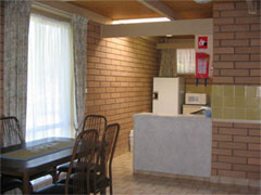 Aaden Holiday Apartments - Local Tourism 5