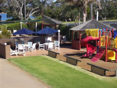 Black Swan Motor Inn - Accommodation Australia 2