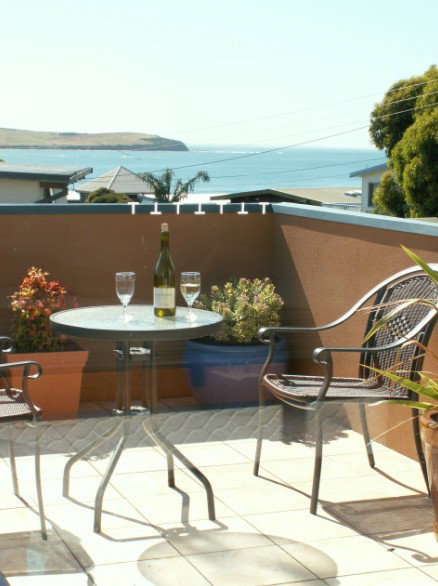 Black Dolphin Beach Penthouse - Accommodation Australia 2