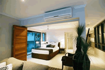 Sea Point On Trinity Beach - Local Tourism 1