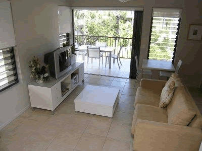 Sea Point On Trinity Beach - Local Tourism 5