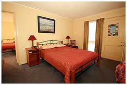 Atwood Motor Inn - Local Tourism 0