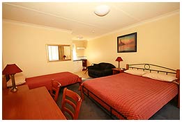 Atwood Motor Inn - Local Tourism 1