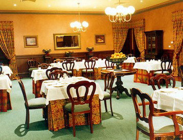 Clifton Lodge - Accommodation Australia 4