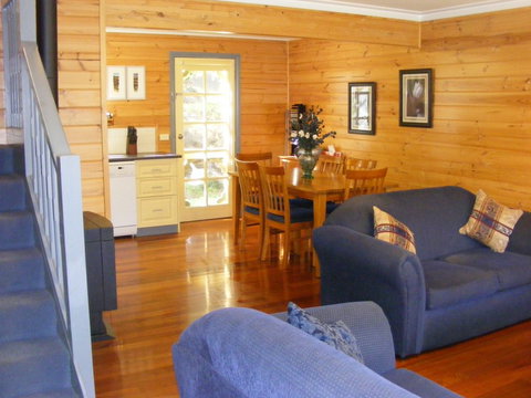 Belfast Cottages - Local Tourism 7