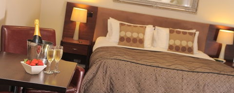 Oscar's Hotel & Cafe Bar - Accommodation Australia 2