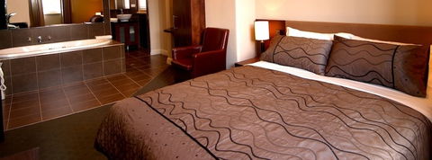 Oscar's Hotel & Cafe Bar - Accommodation Australia 4