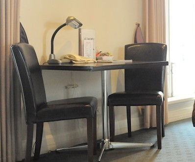 Oscar's Hotel & Cafe Bar - Accommodation Australia 5