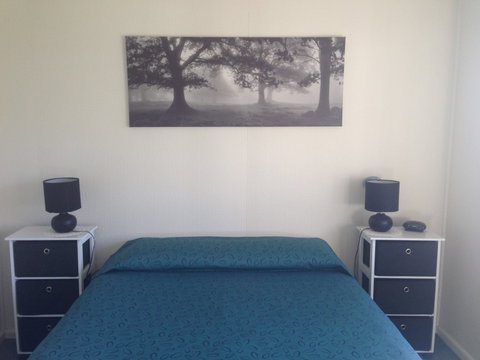 Phillip Island Cottages - Local Tourism 6