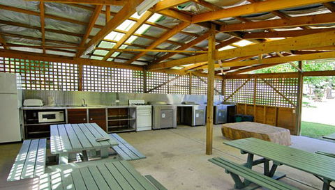 A Wangralea Caravan Park - Accommodation Australia 1