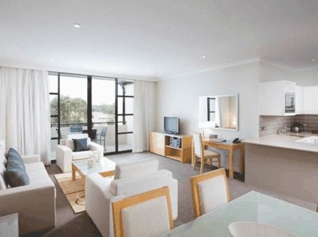 Mantra Kooindah Waters Golf And Spa Resort - Accommodation Australia 3