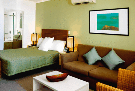 Mantra Ettalong Beach - Accommodation Australia 2
