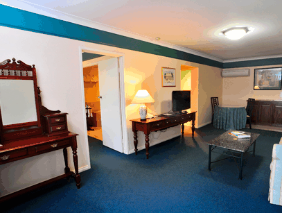 Clifton Motel - Grittleton Lodge - Local Tourism 2
