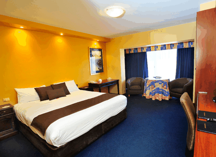 Clifton Motel - Grittleton Lodge - Local Tourism 4