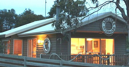 Anglesea Overboard Seaside Cottage - Local Tourism 2