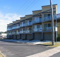 Seaspray Apartments - Local Tourism